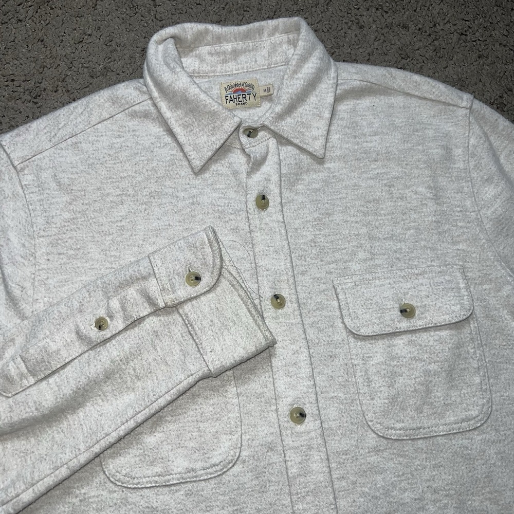 Faherty Legend Sweater Shirt Mens M Off White Button Up Flannel Soft Shacket